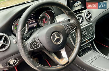 Седан Mercedes-Benz CLA-Class 2015 в 