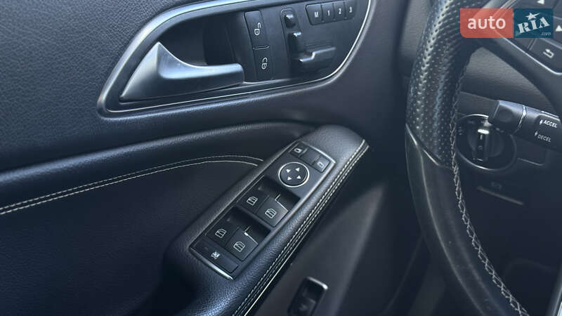 Седан Mercedes-Benz CLA-Class 2015 в Києві