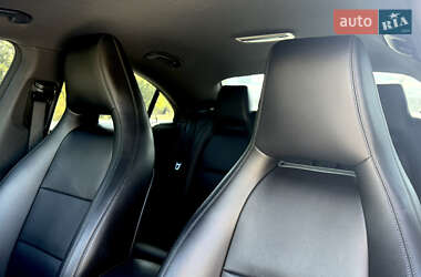 Седан Mercedes-Benz CLA-Class 2015 в 