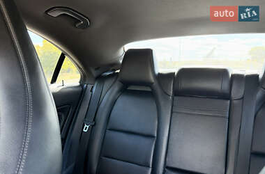 Седан Mercedes-Benz CLA-Class 2015 в 