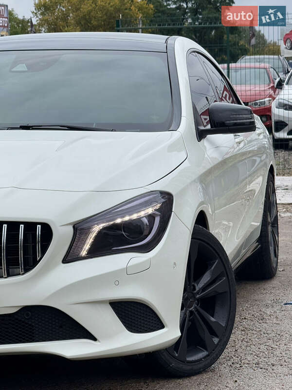 Седан Mercedes-Benz CLA-Class 2016 в Киеве
