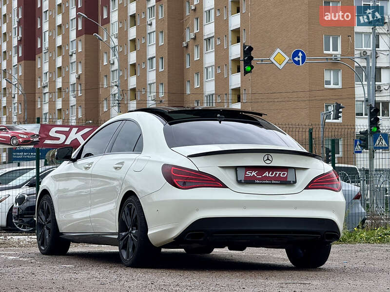 Седан Mercedes-Benz CLA-Class 2016 в Киеве