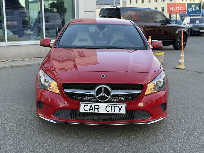 Седан Mercedes-Benz CLA-Class 2018 в Києві