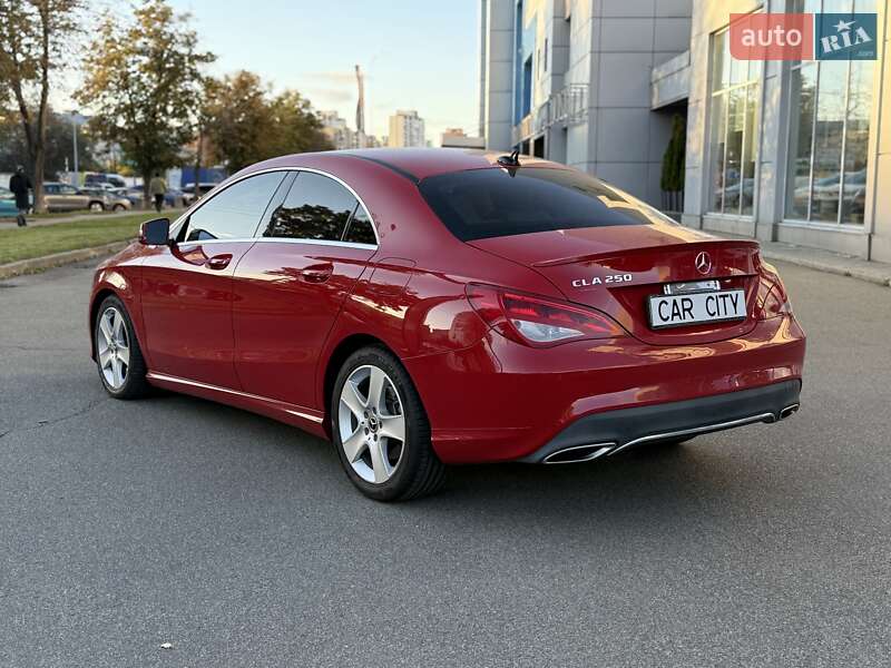 Седан Mercedes-Benz CLA-Class 2018 в Києві