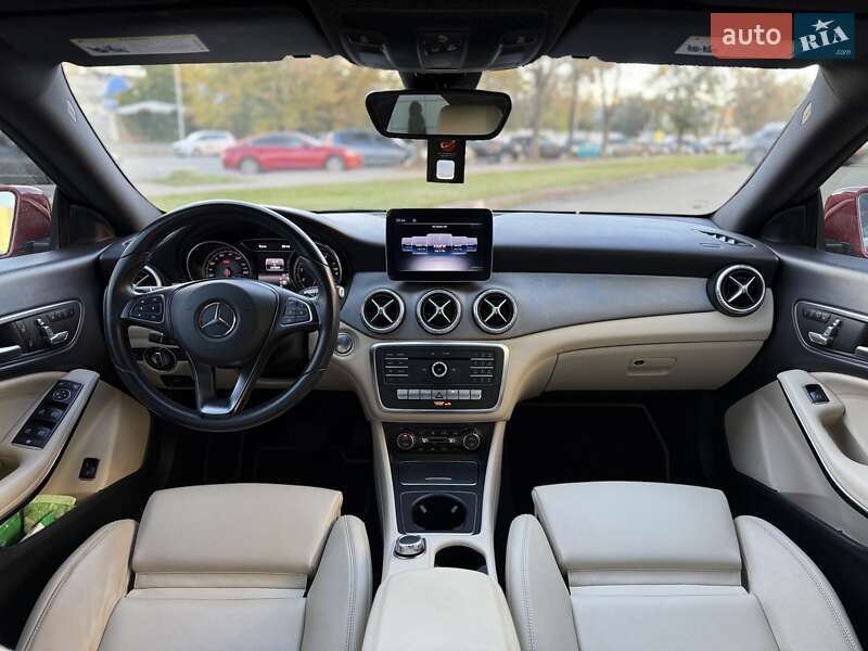 Седан Mercedes-Benz CLA-Class 2018 в Києві