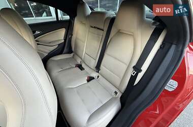 Седан Mercedes-Benz CLA-Class 2018 в 