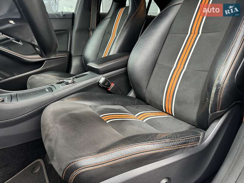 Седан Mercedes-Benz CLA-Class 2015 в Києві