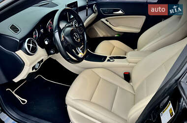 Седан Mercedes-Benz CLA-Class 2015 в 