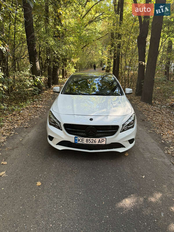 Седан Mercedes-Benz CLA-Class 2013 в Запоріжжі фото 3 Седан Mercedes-Benz CLA-Class 2013 в Запоріжжі