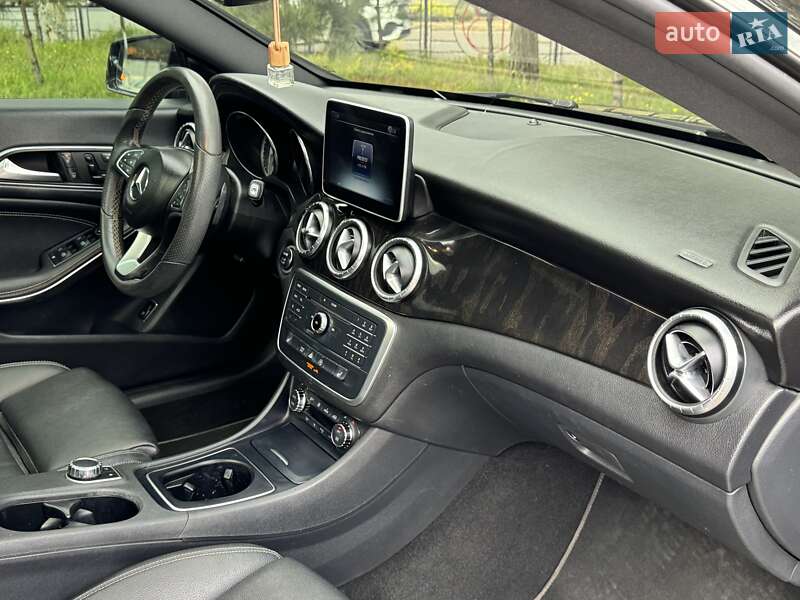 Седан Mercedes-Benz CLA-Class 2016 в Одесі фото 10 Седан Mercedes-Benz CLA-Class 2016 в Одесі