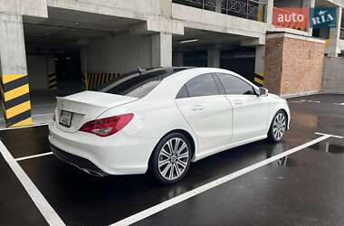 Седан Mercedes-Benz CLA-Class 2018 в Киеве