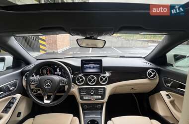 Седан Mercedes-Benz CLA-Class 2018 в Киеве