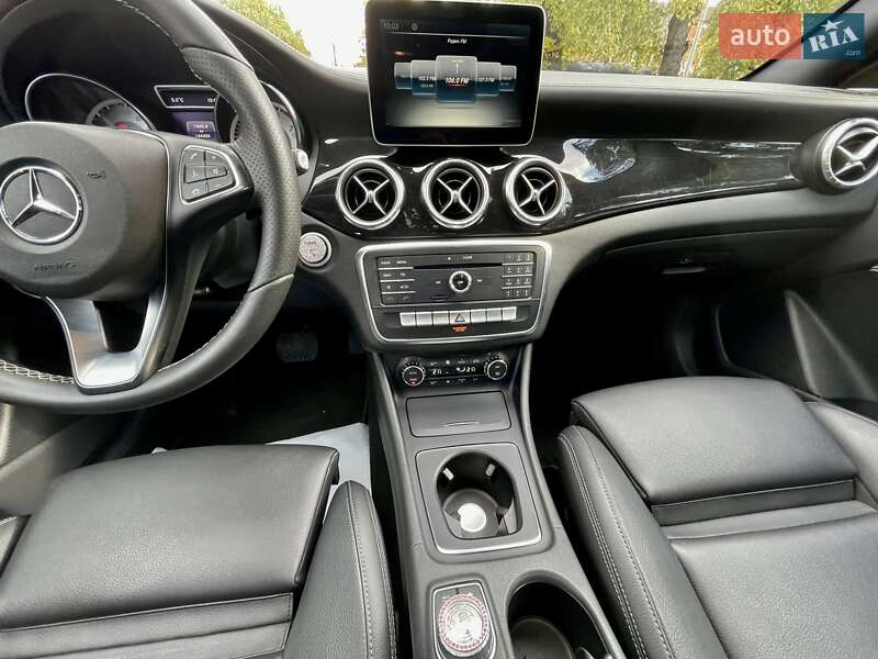 Седан Mercedes-Benz CLA-Class 2016 в Киеве фото 19 Седан Mercedes-Benz CLA-Class 2016 в Киеве