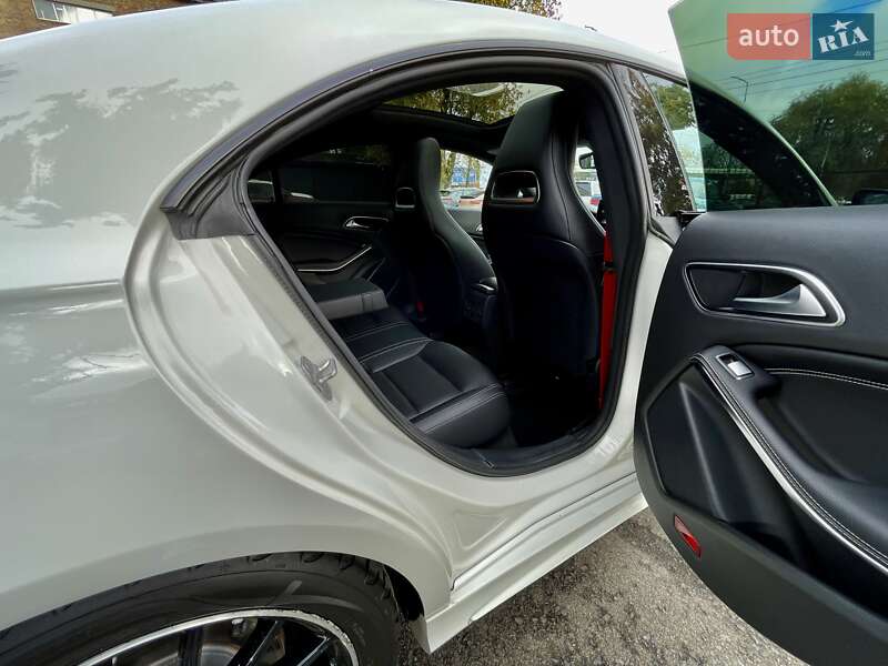 Седан Mercedes-Benz CLA-Class 2016 в Киеве фото 24 Седан Mercedes-Benz CLA-Class 2016 в Киеве