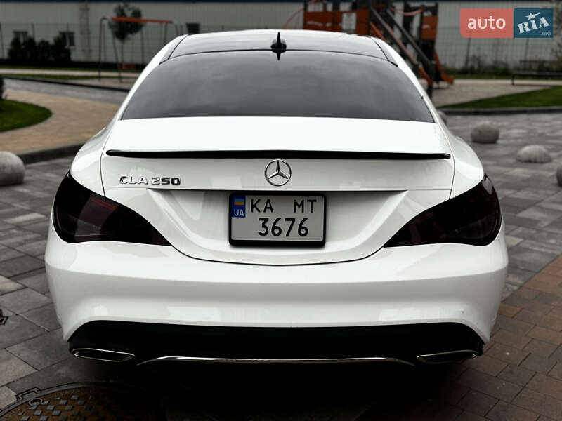 Седан Mercedes-Benz CLA-Class 2018 в Киеве