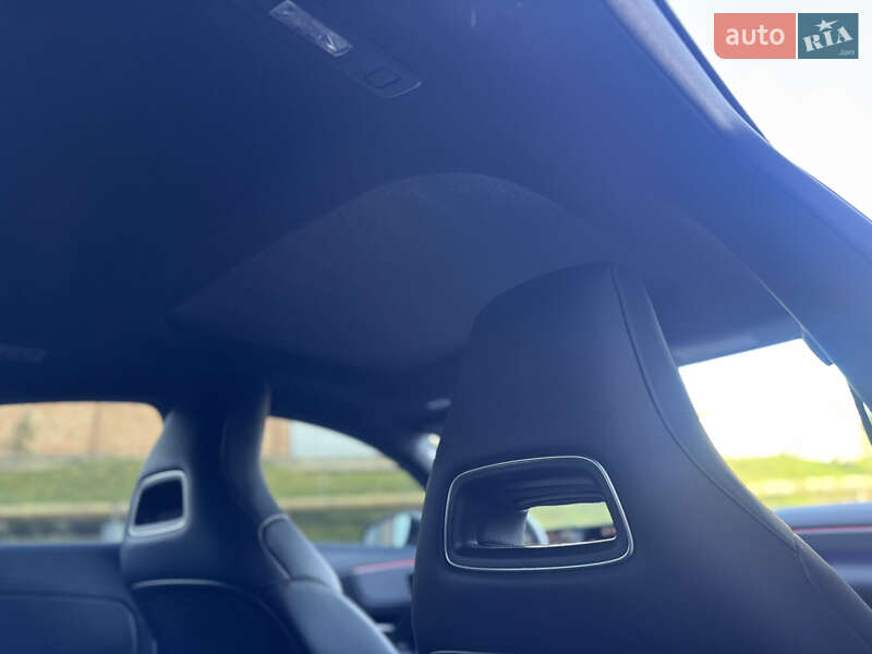 Седан Mercedes-Benz CLA-Class 2019 в Черновцах