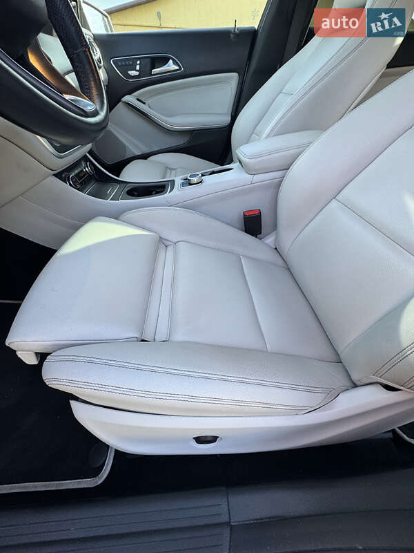 Седан Mercedes-Benz CLA-Class 2019 в Києві фото 17 Седан Mercedes-Benz CLA-Class 2019 в Києві