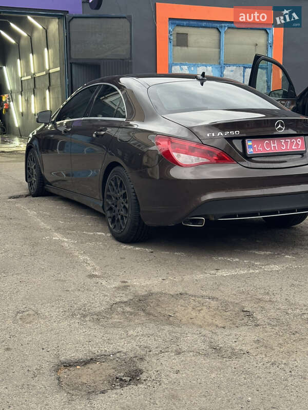 Седан Mercedes-Benz CLA-Class 2015 в Львові фото 5 Седан Mercedes-Benz CLA-Class 2015 в Львові