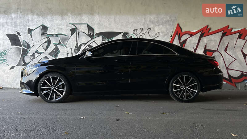 Седан Mercedes-Benz CLA-Class 2016 в Киеве фото 5 Седан Mercedes-Benz CLA-Class 2016 в Киеве