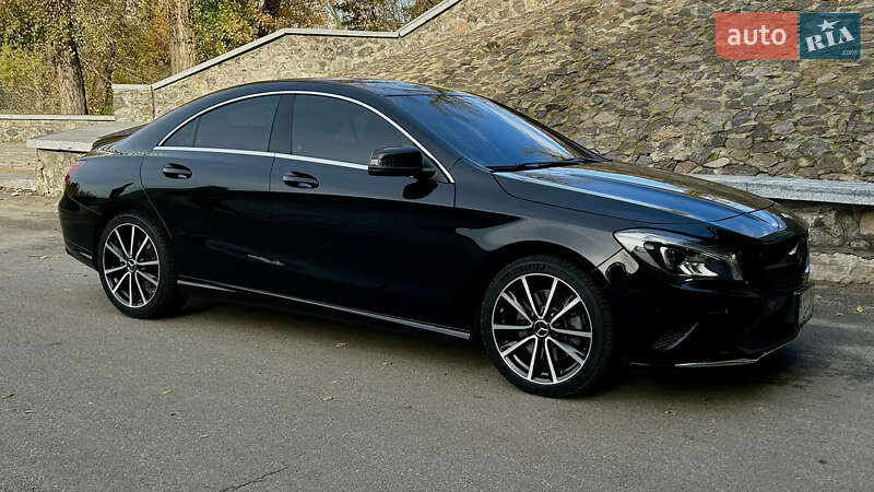 Седан Mercedes-Benz CLA-Class 2016 в Киеве фото 13 Седан Mercedes-Benz CLA-Class 2016 в Киеве