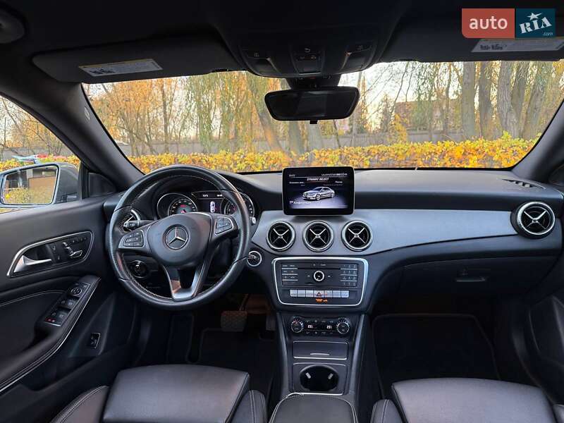 Седан Mercedes-Benz CLA-Class 2018 в Києві