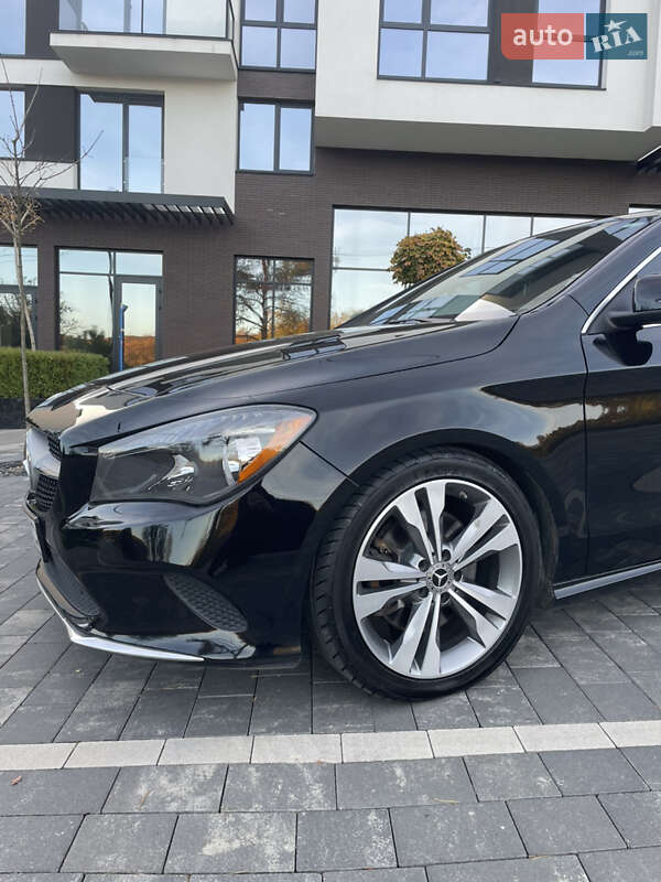 Седан Mercedes-Benz CLA-Class 2017 в Ужгороде