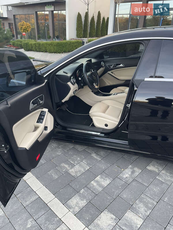 Седан Mercedes-Benz CLA-Class 2017 в Ужгороде