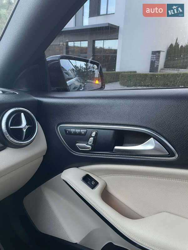 Седан Mercedes-Benz CLA-Class 2017 в Ужгороде
