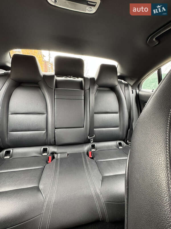 Седан Mercedes-Benz CLA-Class 2018 в Києві фото 19 Седан Mercedes-Benz CLA-Class 2018 в Києві