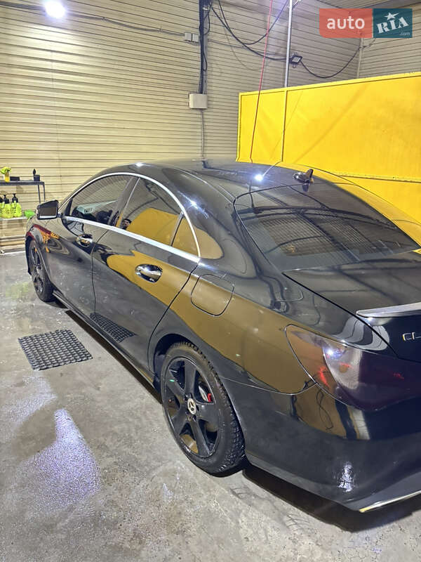 Седан Mercedes-Benz CLA-Class 2018 в Киеве