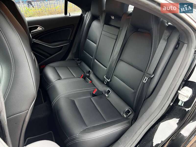 Седан Mercedes-Benz CLA-Class 2018 в Києві