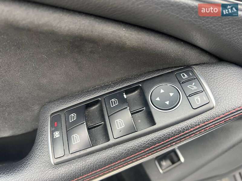 Седан Mercedes-Benz CLA-Class 2016 в Львові