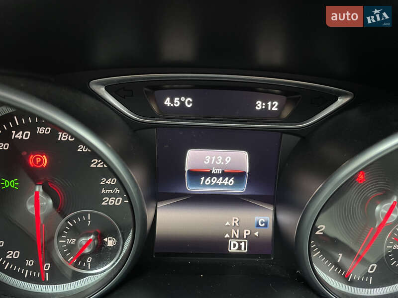 Седан Mercedes-Benz CLA-Class 2016 в Тернополе фото 26 Седан Mercedes-Benz CLA-Class 2016 в Тернополе
