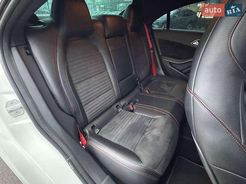 Седан Mercedes-Benz CLA-Class 2014 в Киеве