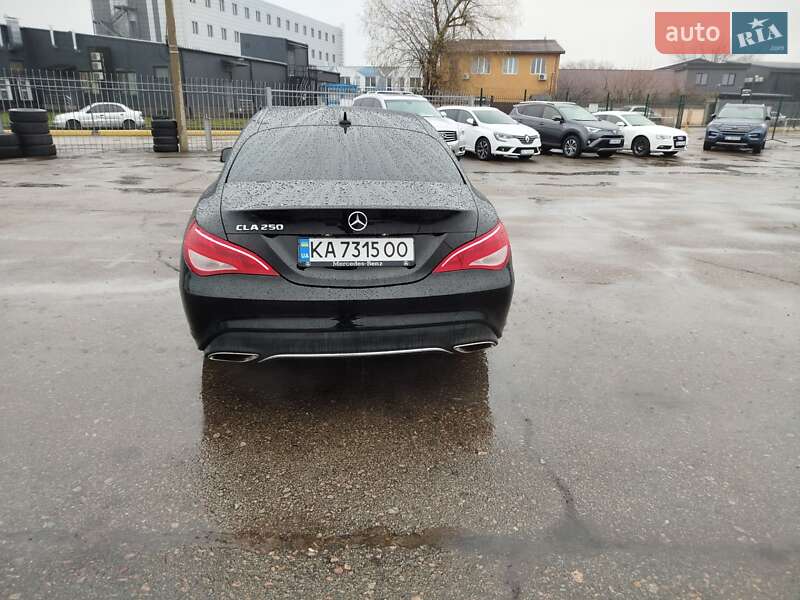 Седан Mercedes-Benz CLA-Class 2018 в Киеве