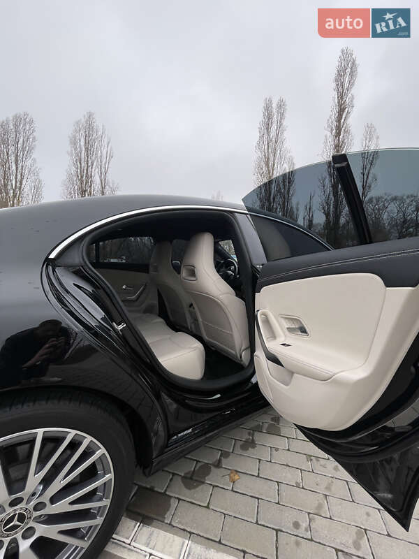 Седан Mercedes-Benz CLA-Class 2019 в Запорожье