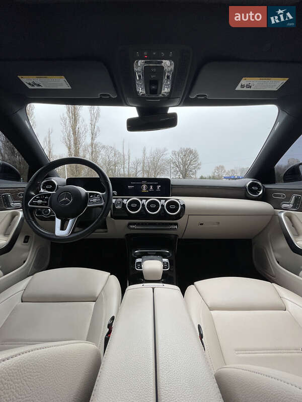 Седан Mercedes-Benz CLA-Class 2019 в Запорожье