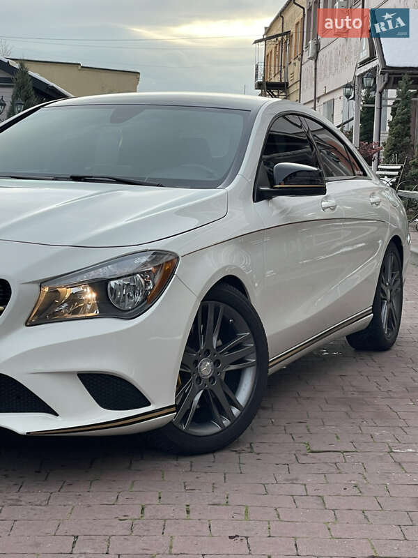 Седан Mercedes-Benz CLA-Class 2015 в Стрию