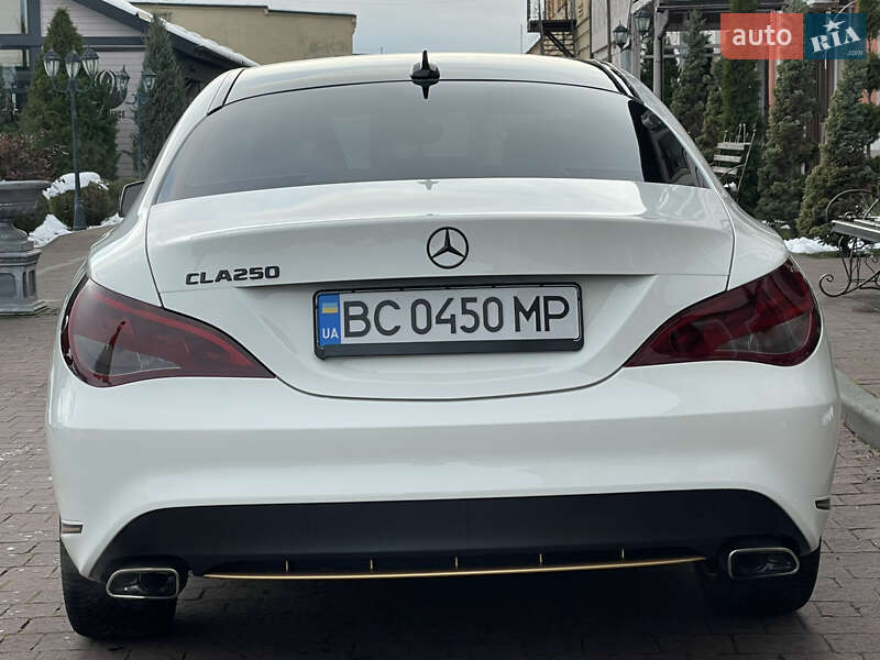 Седан Mercedes-Benz CLA-Class 2015 в Стрию