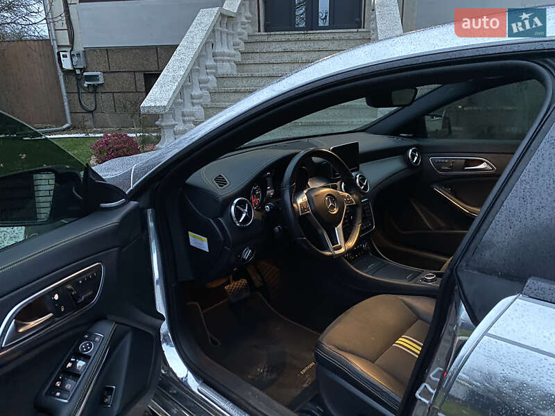 Седан Mercedes-Benz CLA-Class 2013 в Черновцах