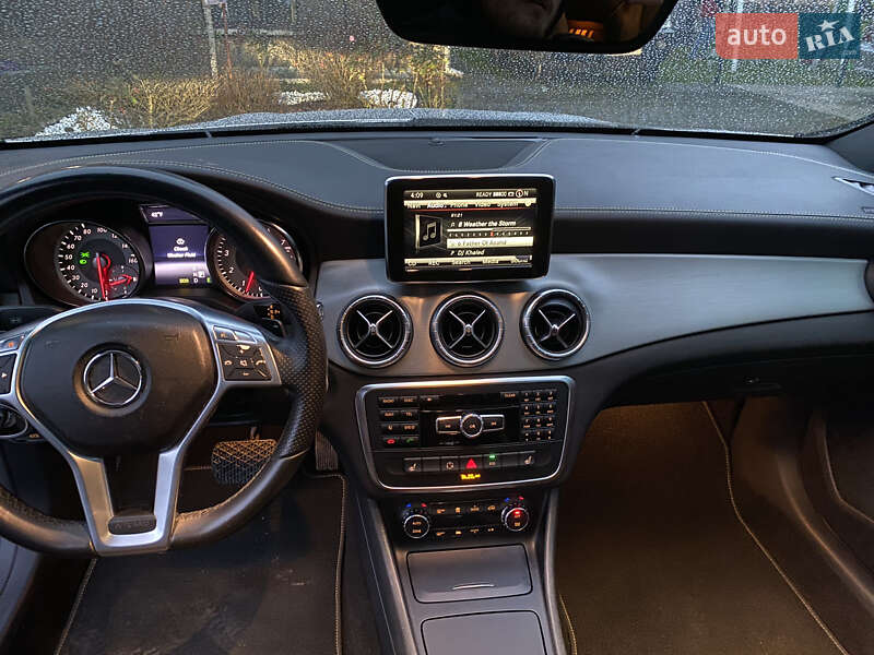 Седан Mercedes-Benz CLA-Class 2013 в Черновцах