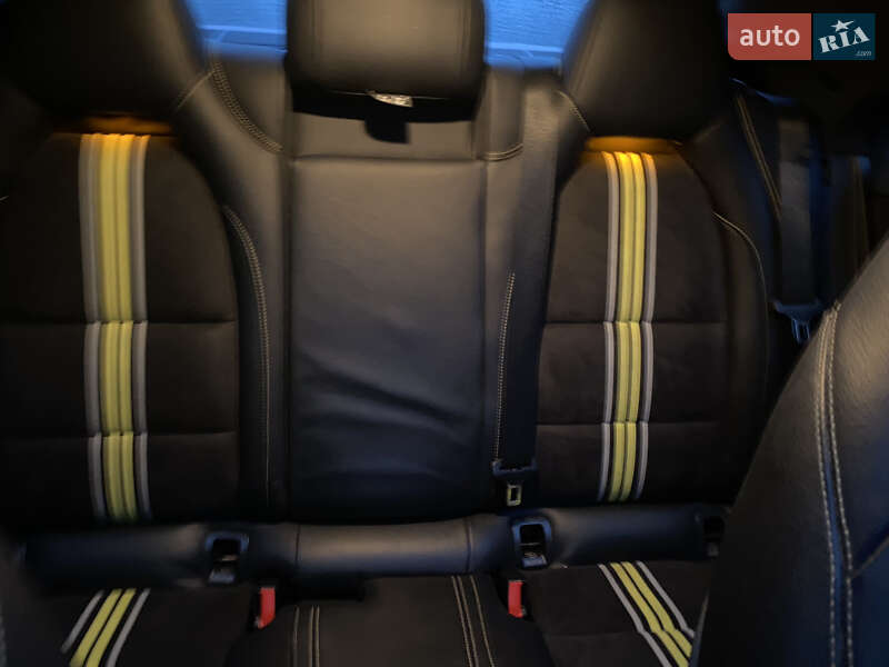 Седан Mercedes-Benz CLA-Class 2013 в Черновцах