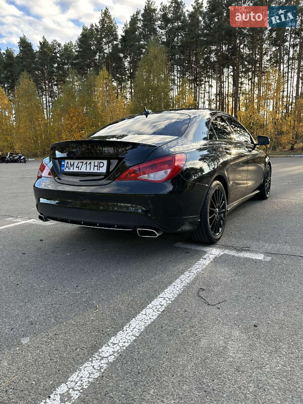 Седан Mercedes-Benz CLA-Class 2015 в Киеве