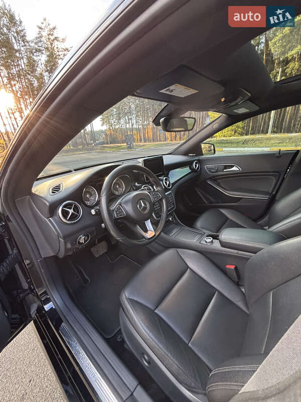 Седан Mercedes-Benz CLA-Class 2015 в Киеве