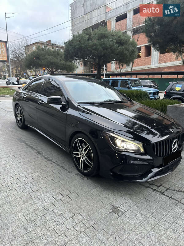 Седан Mercedes-Benz CLA-Class 2018 в Киеве
