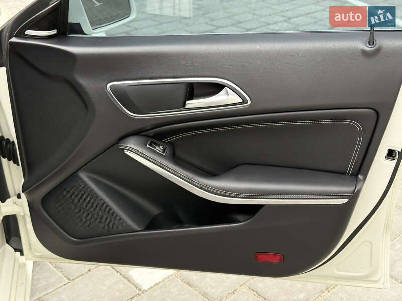 Седан Mercedes-Benz CLA-Class 2015 в Ровно фото 52 Седан Mercedes-Benz CLA-Class 2015 в Ровно