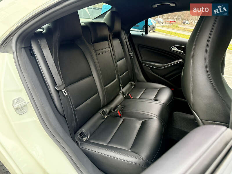 Седан Mercedes-Benz CLA-Class 2015 в Ровно фото 56 Седан Mercedes-Benz CLA-Class 2015 в Ровно