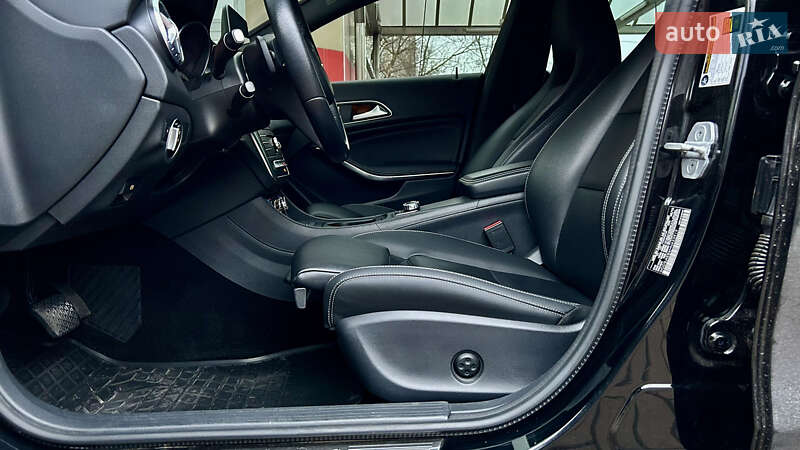 Седан Mercedes-Benz CLA-Class 2016 в Киеве