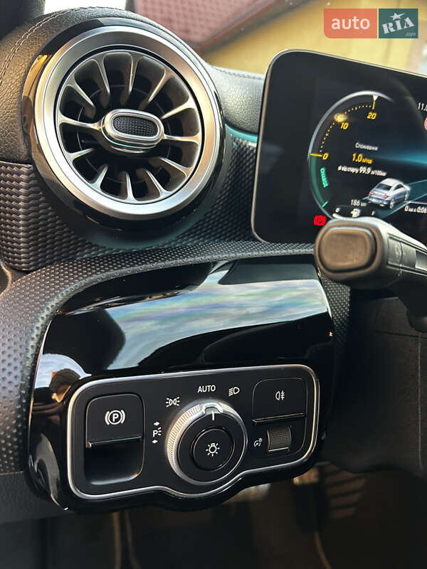 Седан Mercedes-Benz CLA-Class 2019 в Мукачево фото 33 Седан Mercedes-Benz CLA-Class 2019 в Мукачево