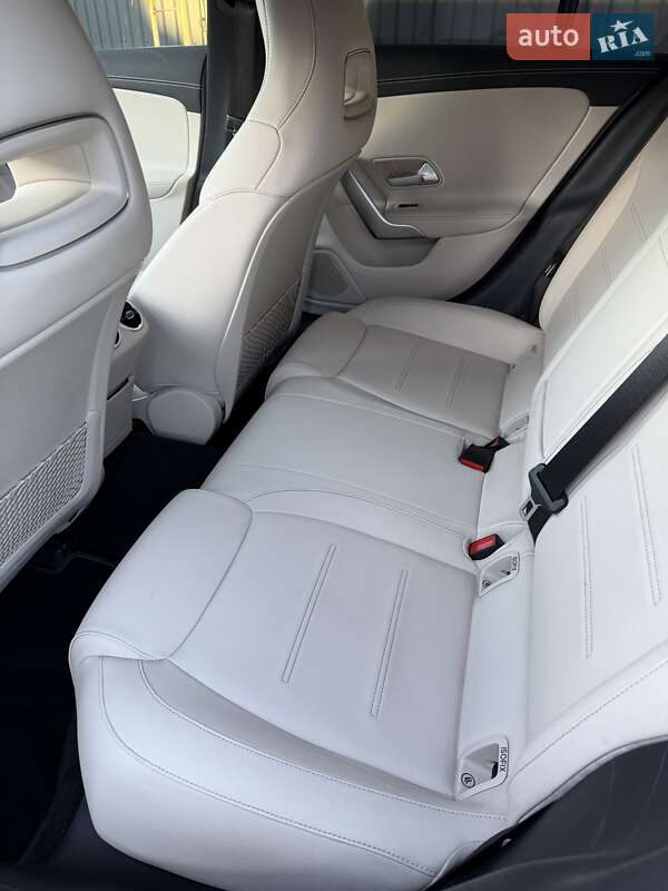 Седан Mercedes-Benz CLA-Class 2019 в Крюковщине